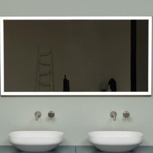 dangrita-veidrodis-skaidrus-keturkampis-led-apsvietimas-vonios-kambarys-gamyba-montavimas-2200090